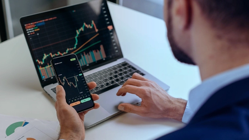 Lexado Mavil KI-Handelsdashboard